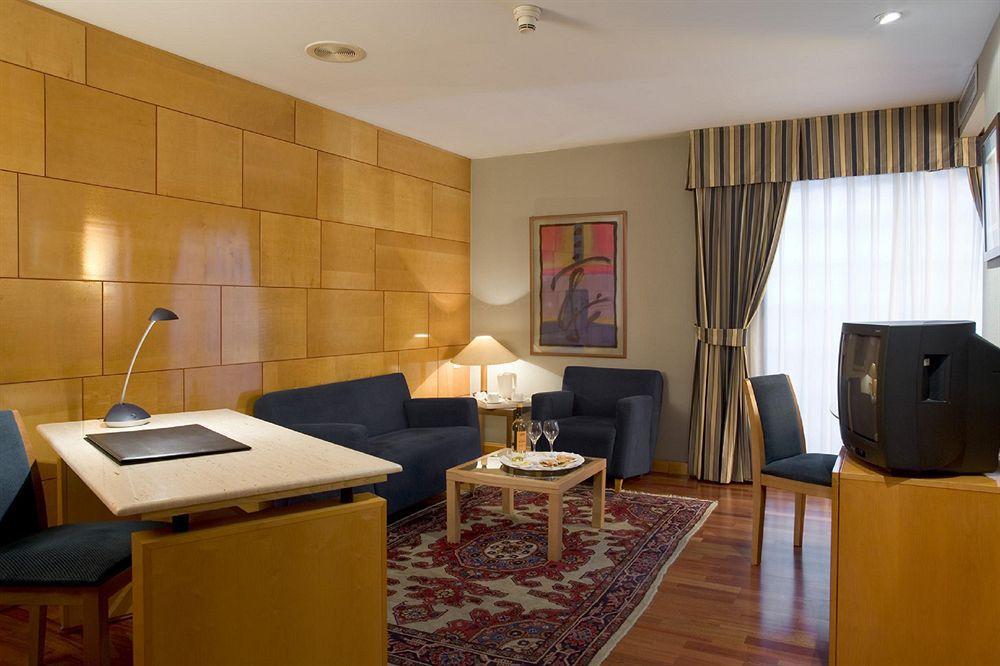 Hotel Ciudad De Вальядолід Номер фото